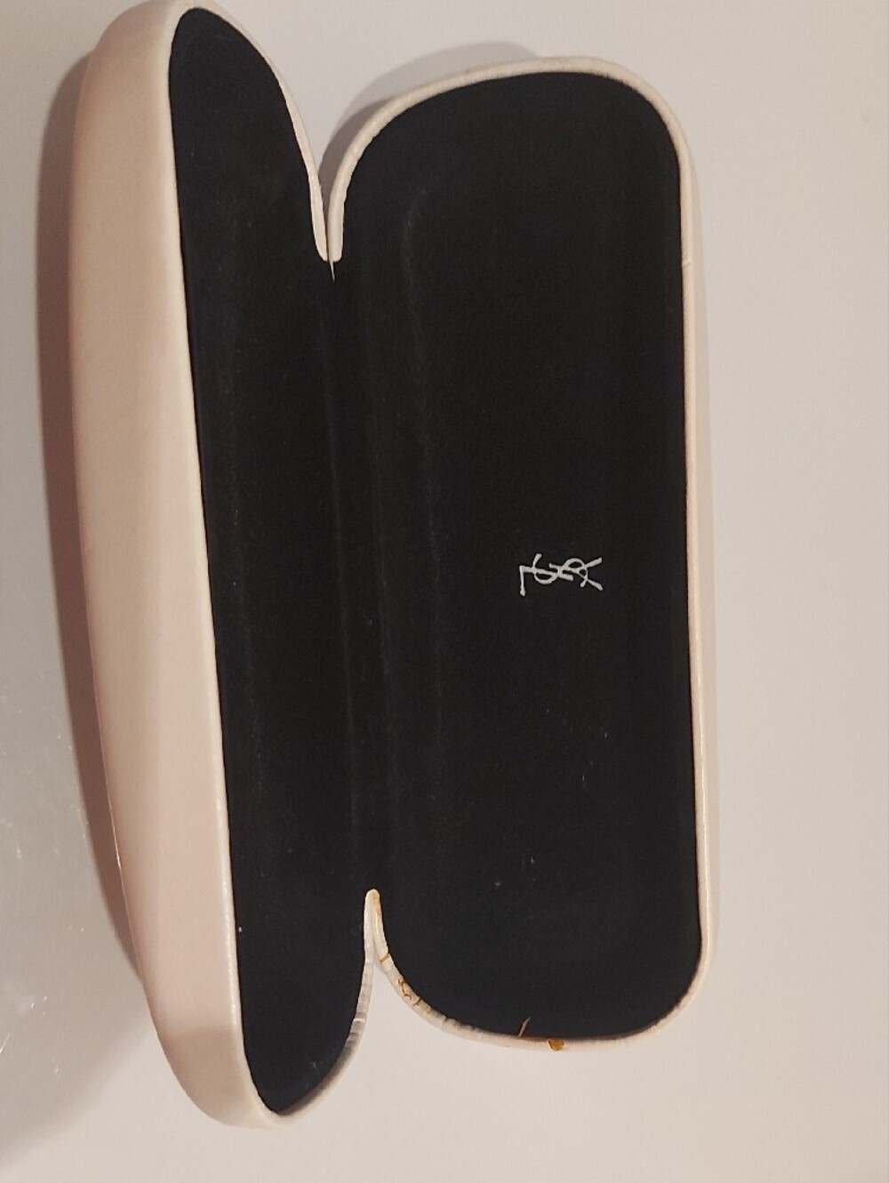 Saint Laurent Cream Eyewear Case with Black Logo - Picture 4 of 5